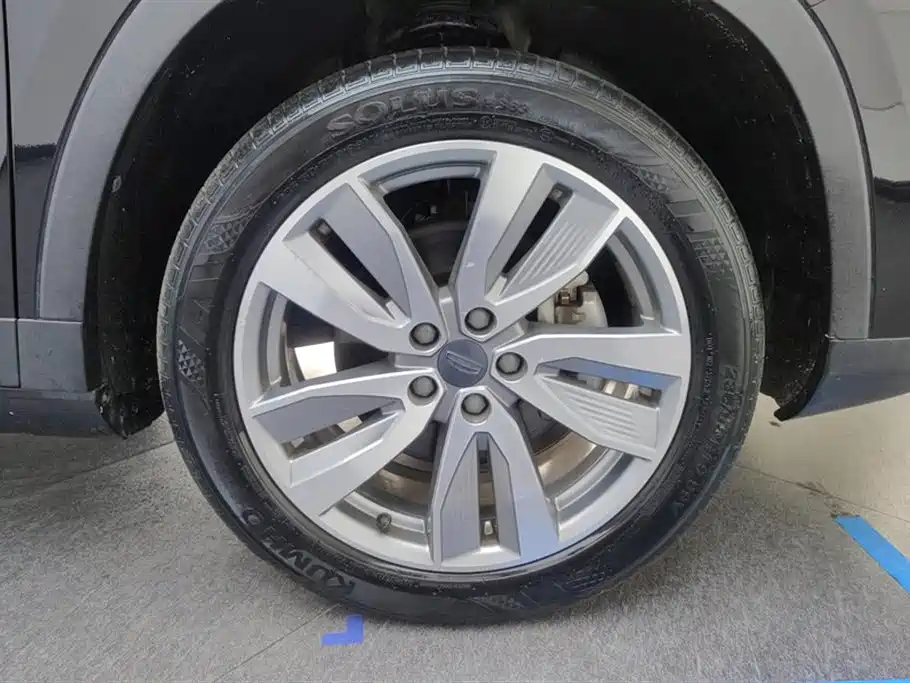 Geely Haoyue 2022 1.8TD DCT Luxury 7 мест