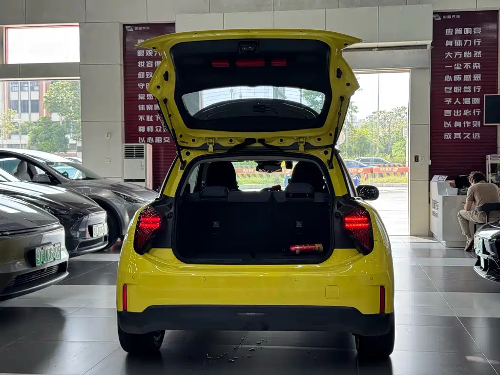 MINI MINI COOPER EV — миниатюра 5