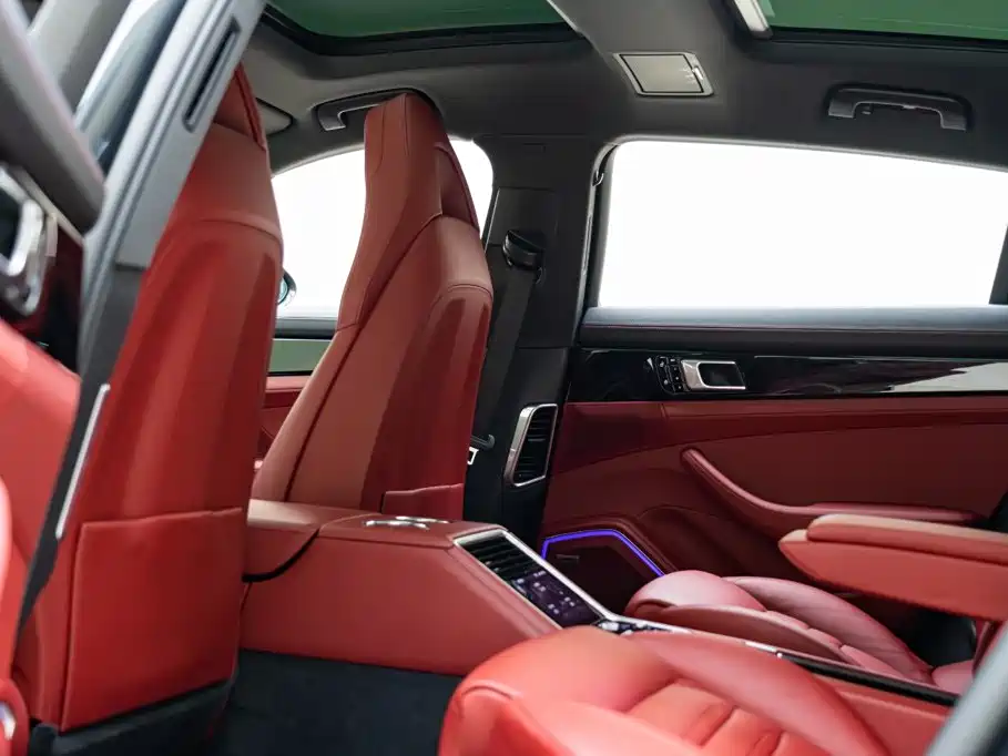 Porsche Panamera — миниатюра 12
