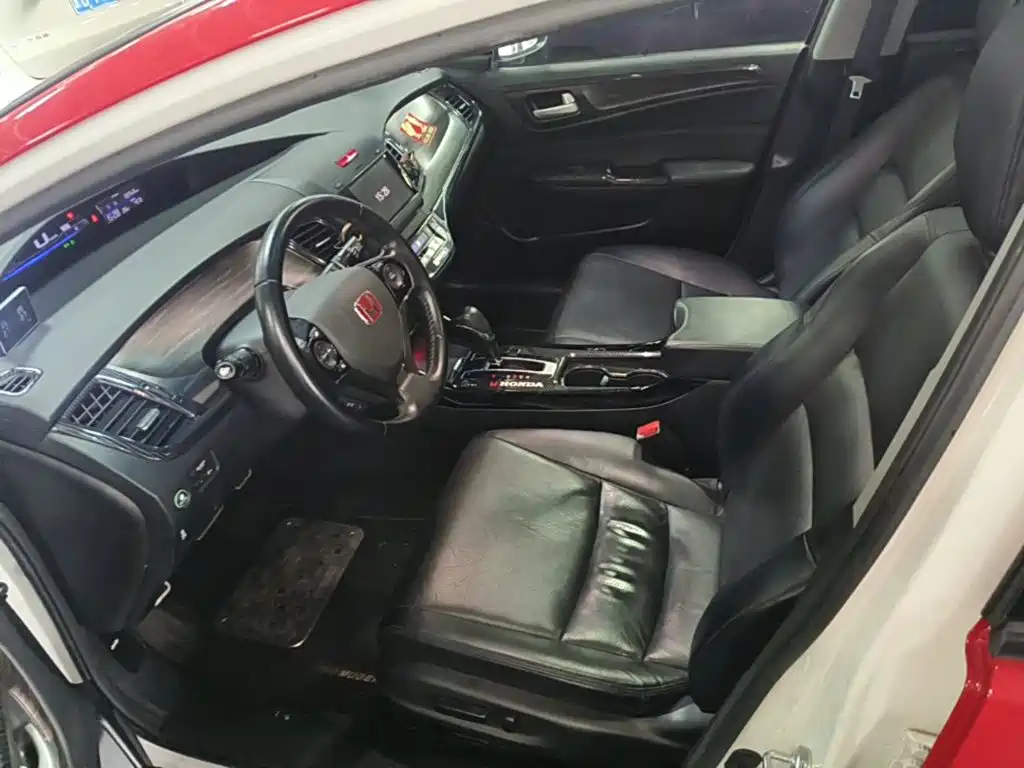 Honda Jade — миниатюра 15