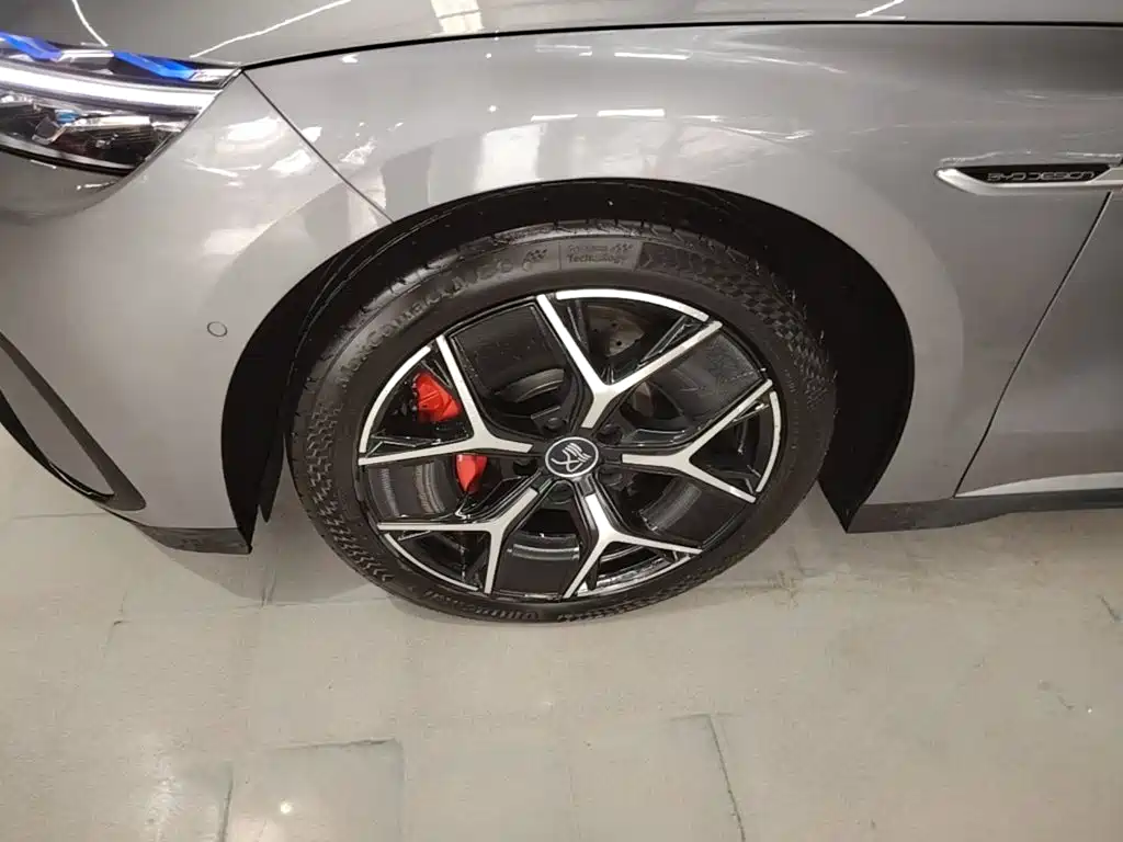 BYD Han — миниатюра 23