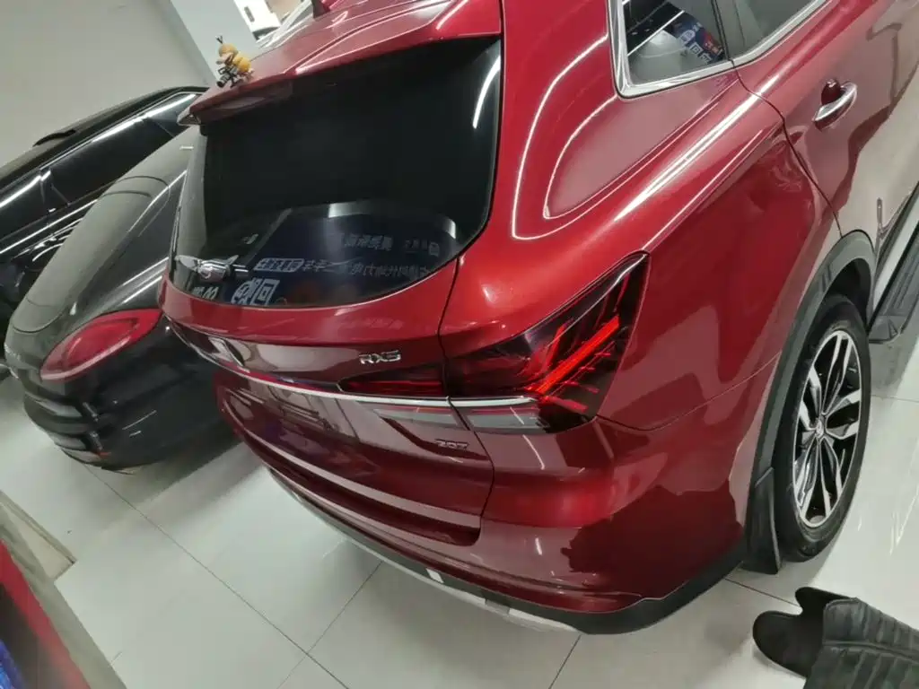 Roewe RX5 — миниатюра 6