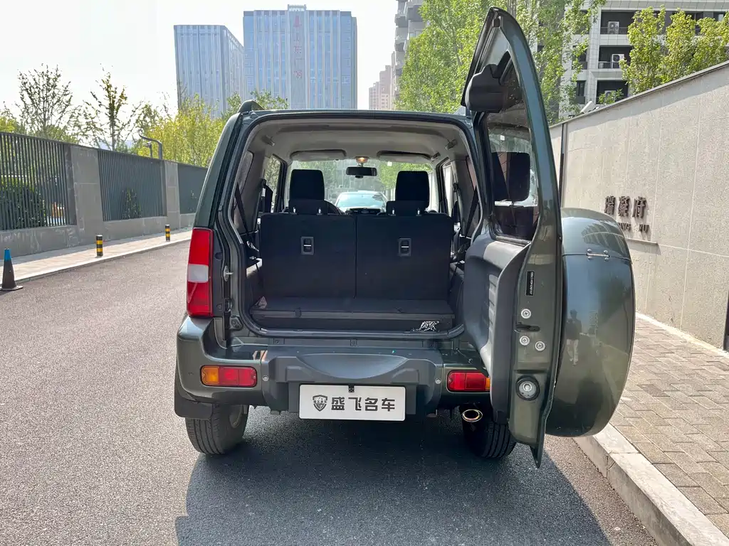 Suzuki Jimny — миниатюра 22