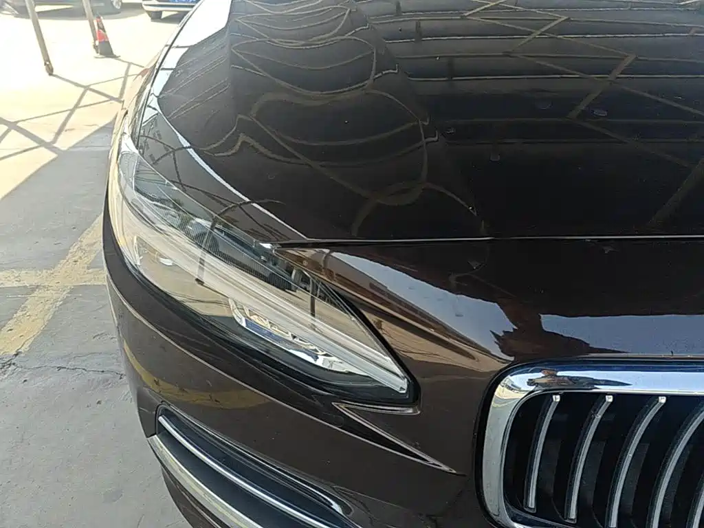 Volvo S90 — миниатюра 11
