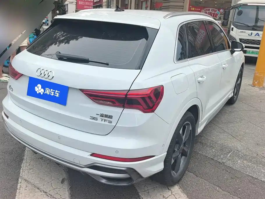 Audi Q3 2022 35 TFSI Fashion