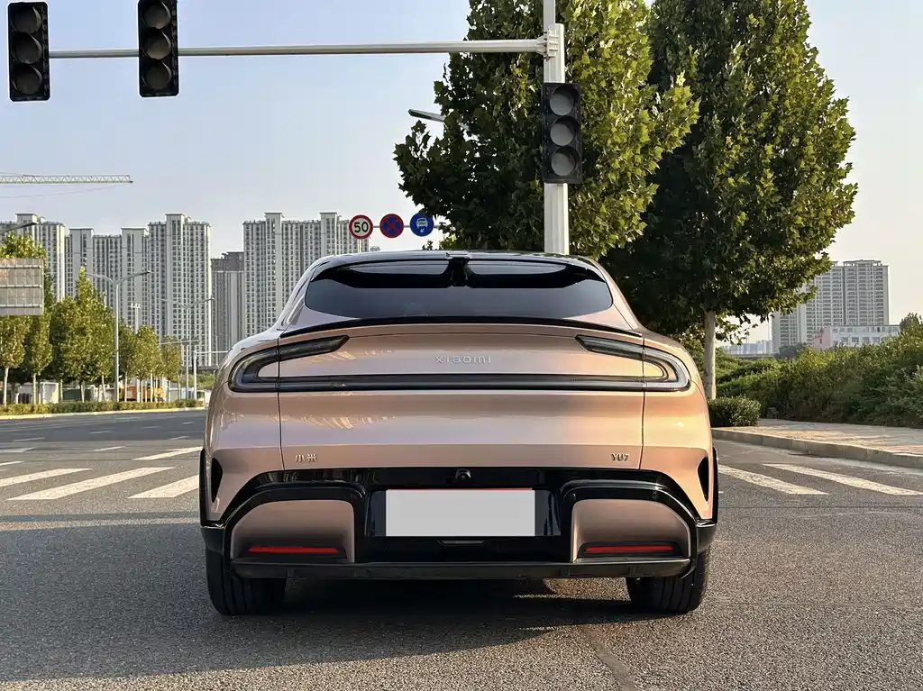 Xiaomi YU7 — миниатюра 16