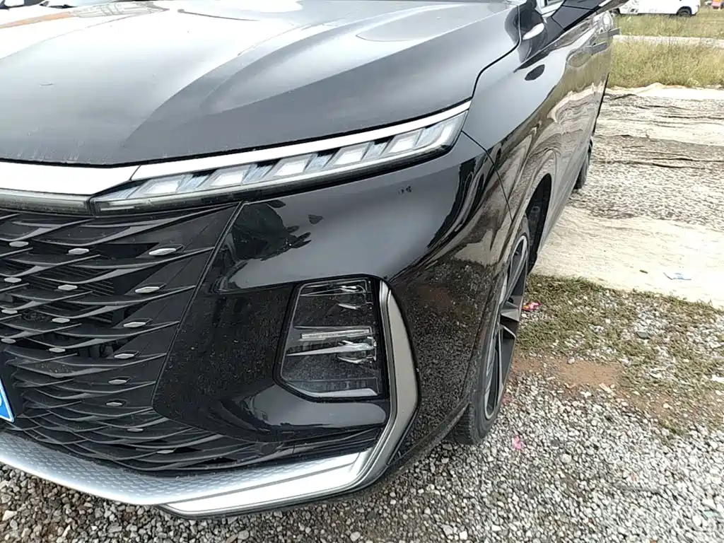 Roewe RX5 MAX — миниатюра 24
