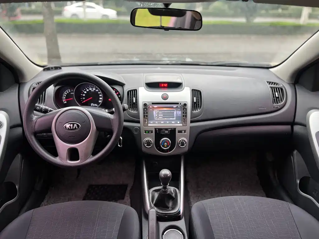 Kia Forte — миниатюра 5