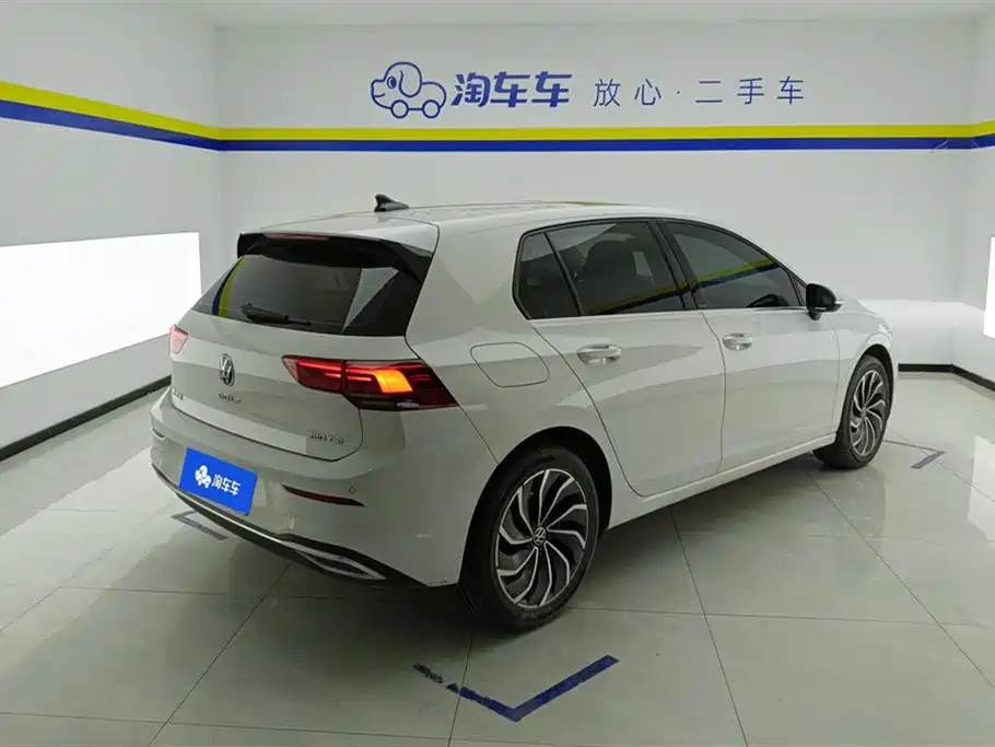 Volkswagen Golf 2023 280TSI DSG Pro
