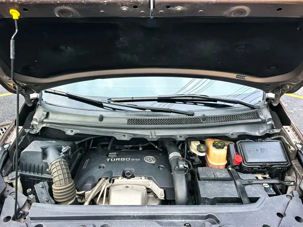 Buick GL8 — миниатюра 19
