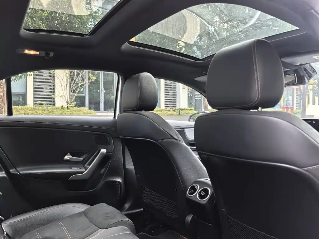 Mercedes-Benz A-Class — миниатюра 13