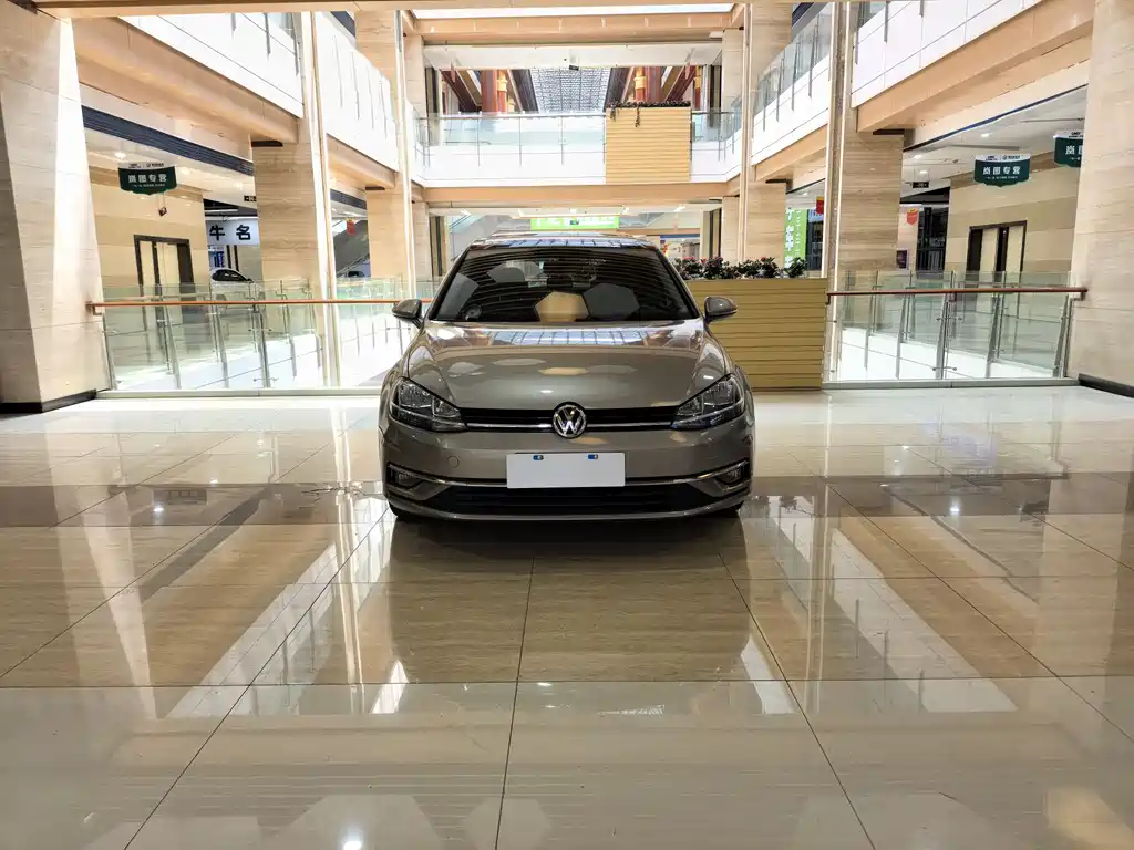 Volkswagen Golf 2018 1.6L AT Comfort