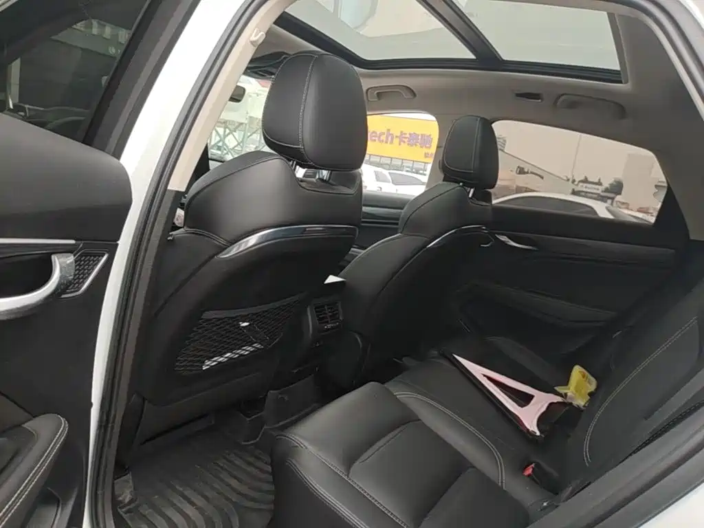 Geely Xingyue — миниатюра 17