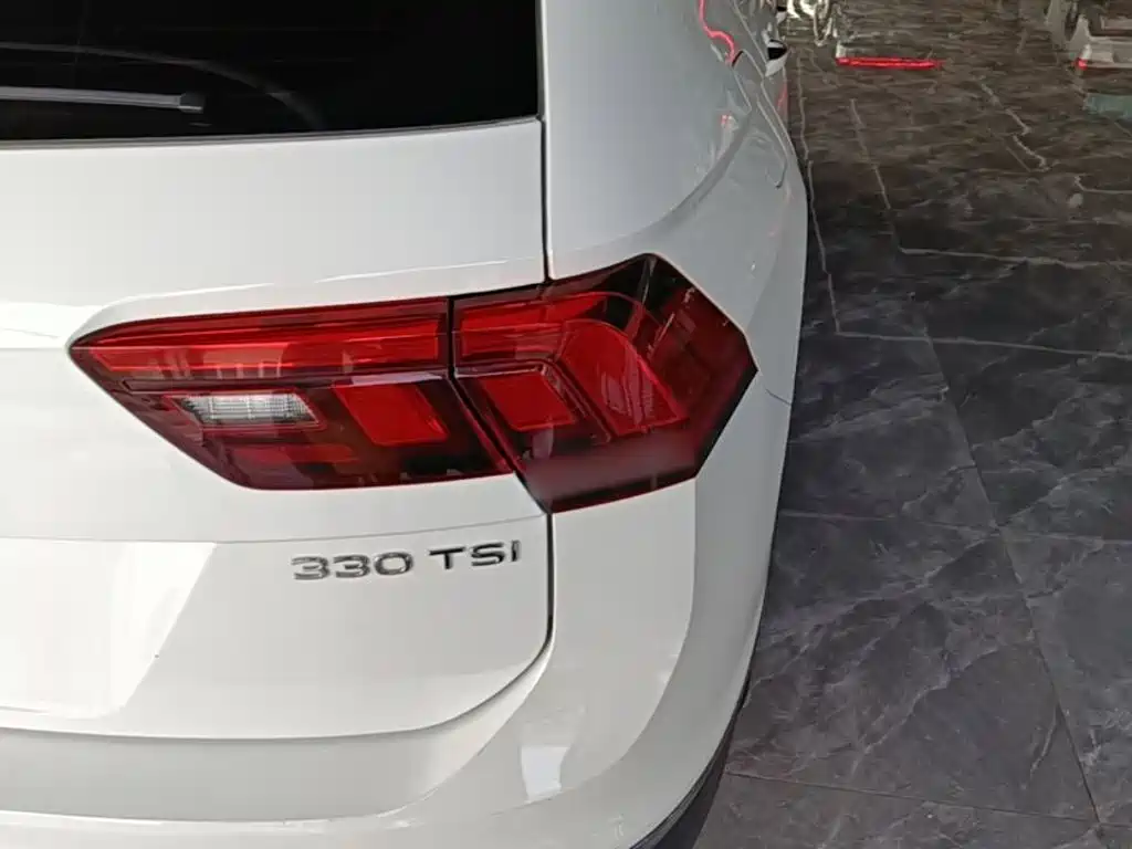 Volkswagen Tiguan L — миниатюра 8