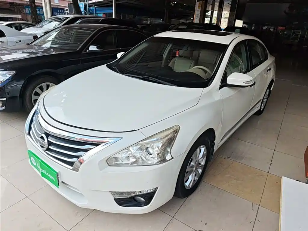 Купить Nissan Teana