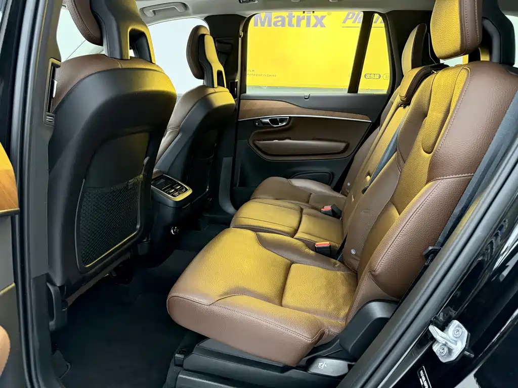 Volvo XC90 2020 T6 Luxury 7 мест