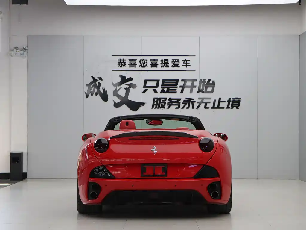 Ferrari California T 2012 4.3L