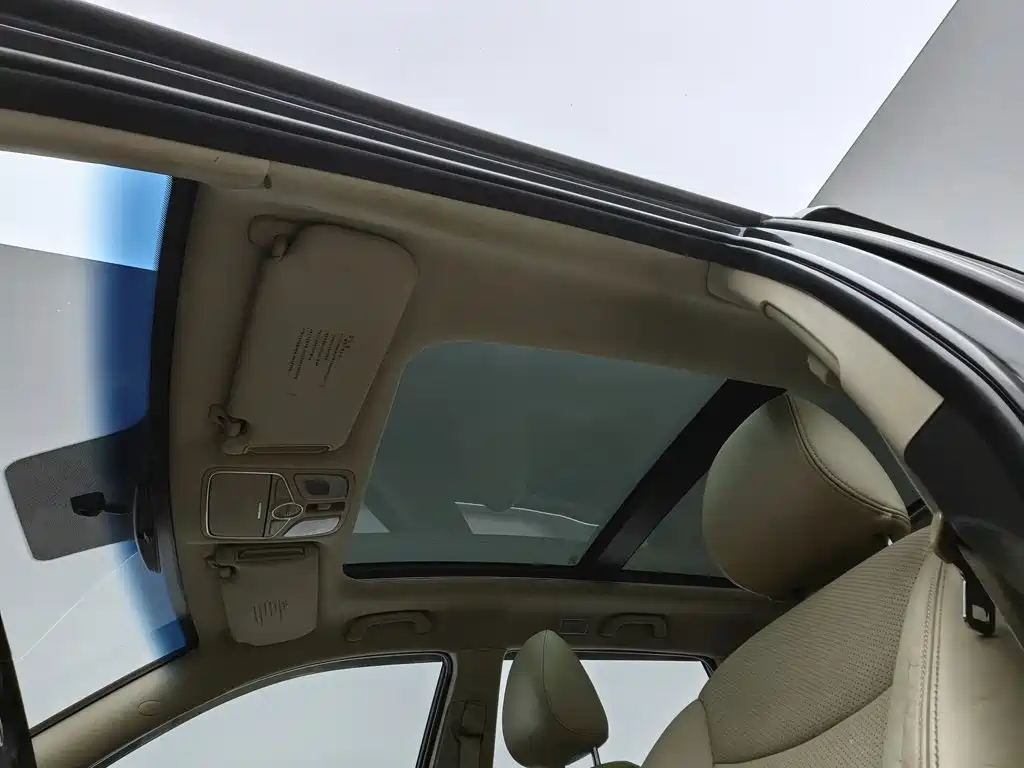 Kia Sorento — миниатюра 14