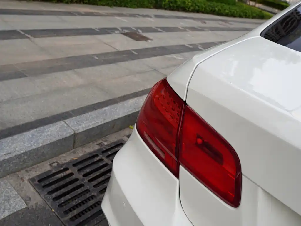 BMW 3 Series (Import) 320i 2-door Coupe, фото 25