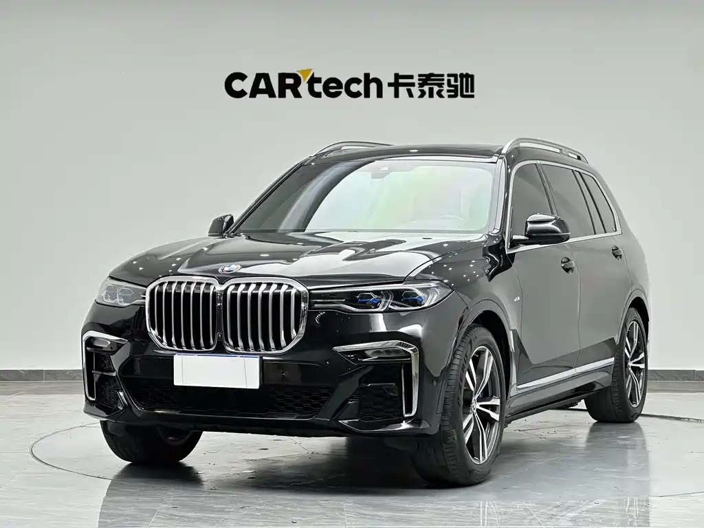 BMW X7 2021