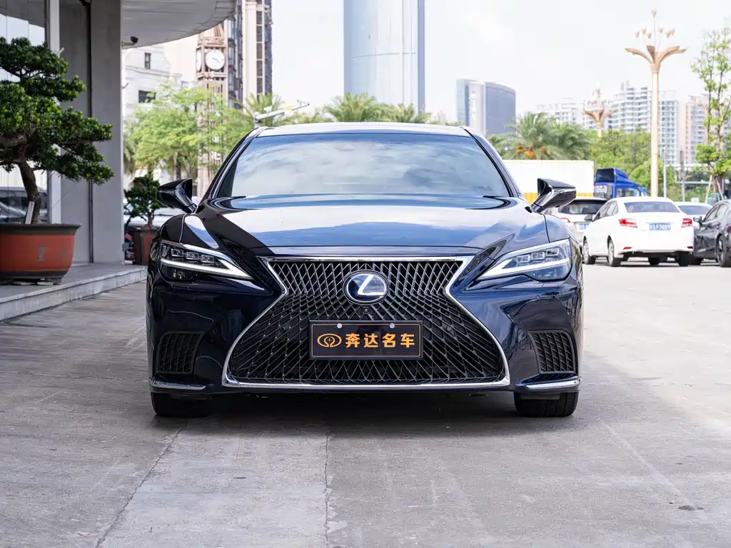 Lexus LS 2021 500h Executive
