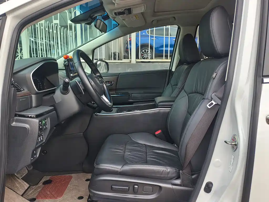 Honda Odyssey — миниатюра 7