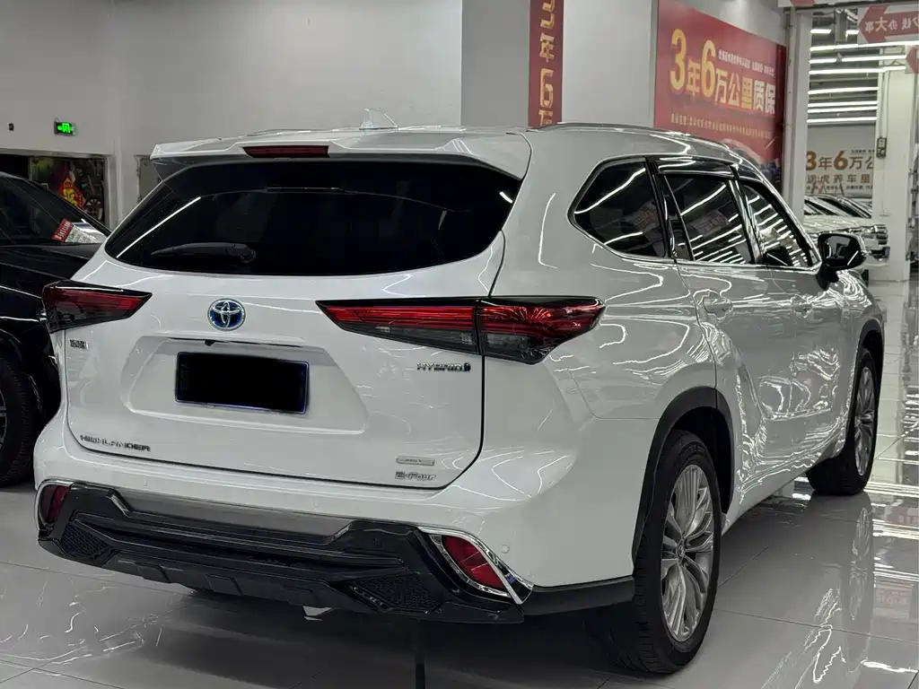 Toyota Highlander — миниатюра 8