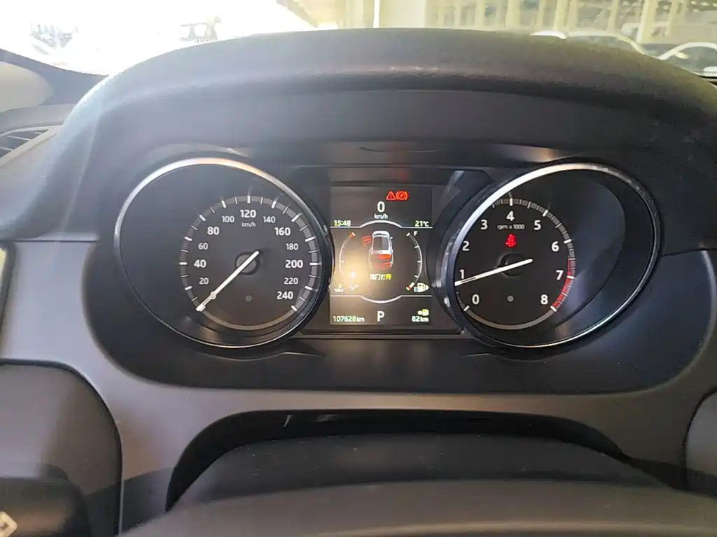 Land Rover Discovery Sport — миниатюра 16