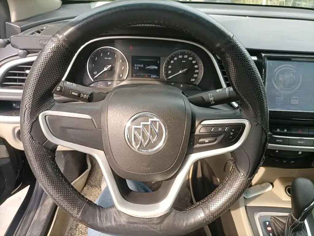 Buick Excelle — миниатюра 11