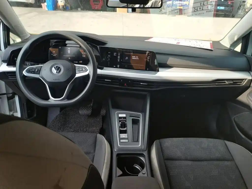 Volkswagen Golf — миниатюра 10