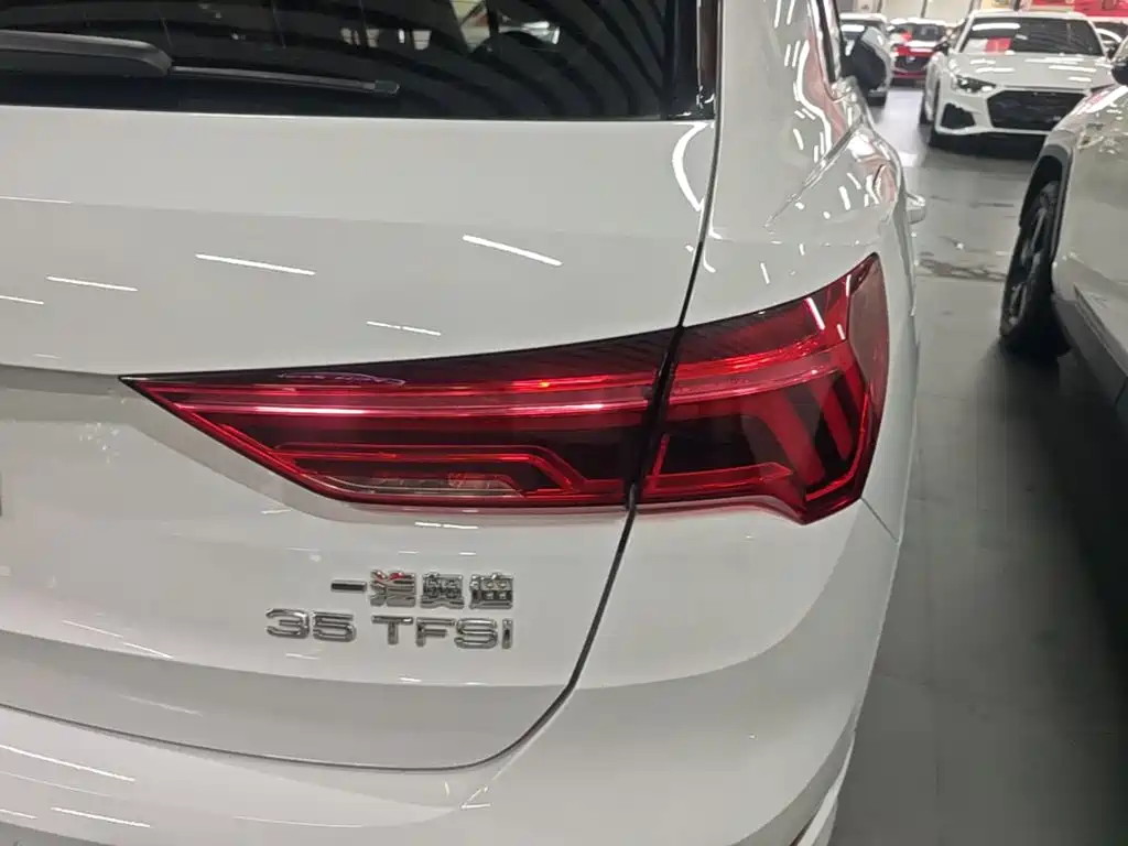Audi Q3 — миниатюра 8