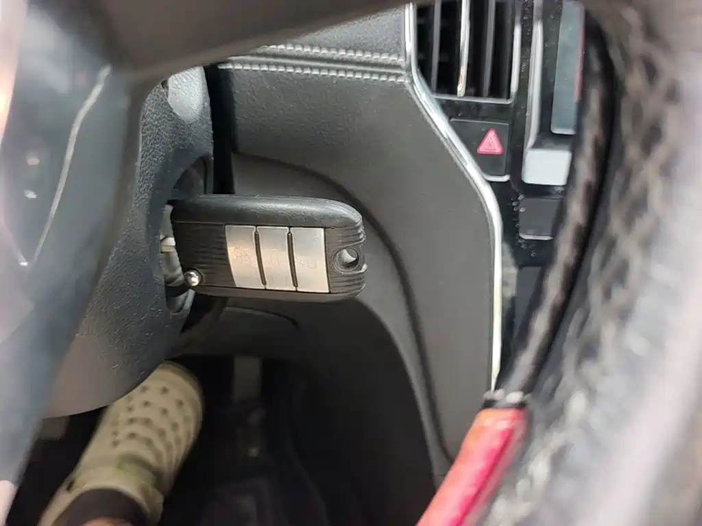 Roewe RX5 — миниатюра 13