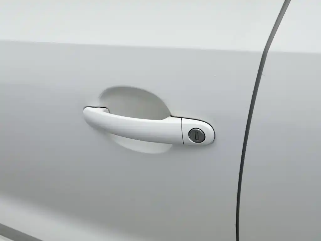 Volkswagen Polo — миниатюра 18