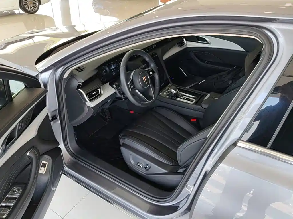 Hongqi Hongqi H5 — миниатюра 21