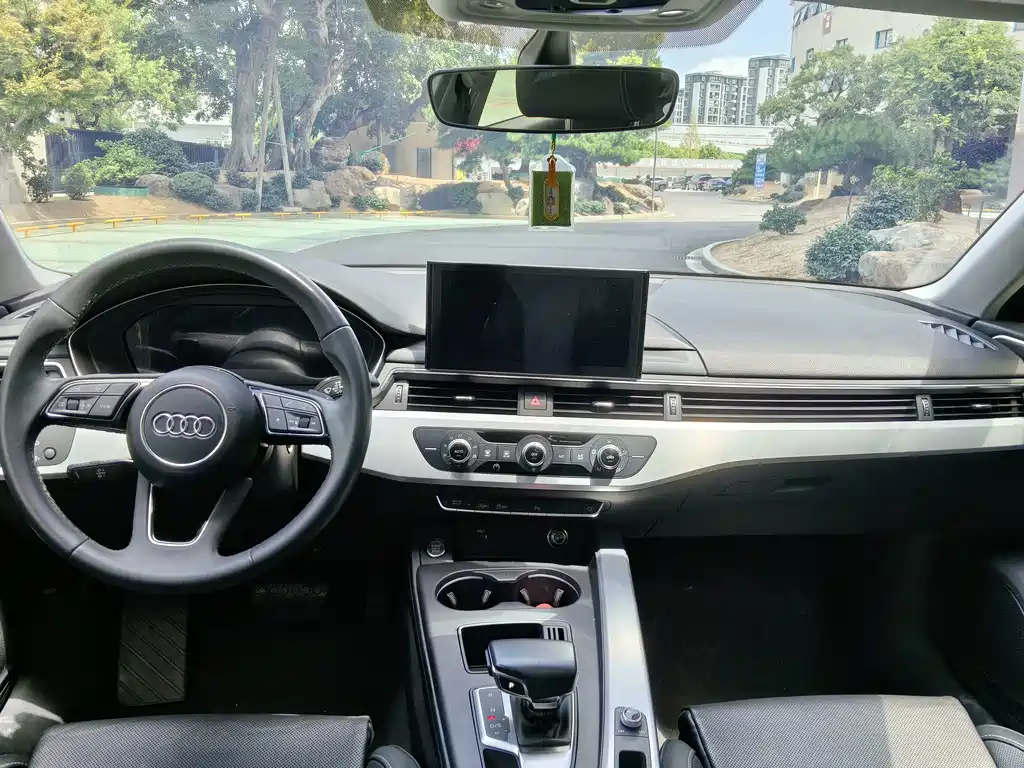 Audi A4L — миниатюра 4