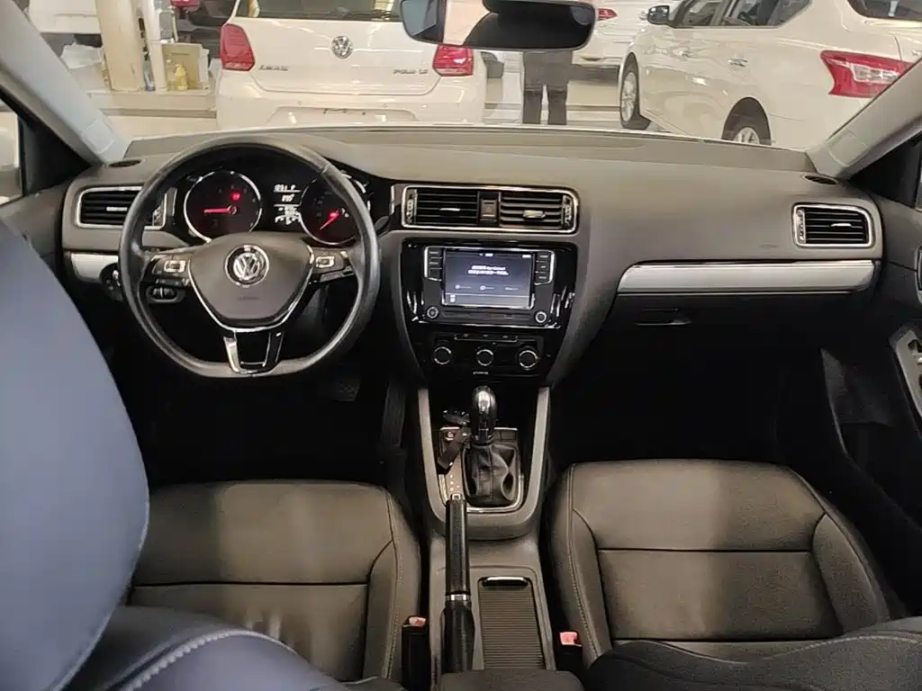 Volkswagen Sagitar — миниатюра 10