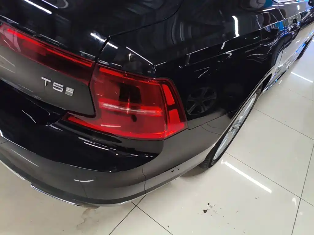Volvo S90 — миниатюра 8