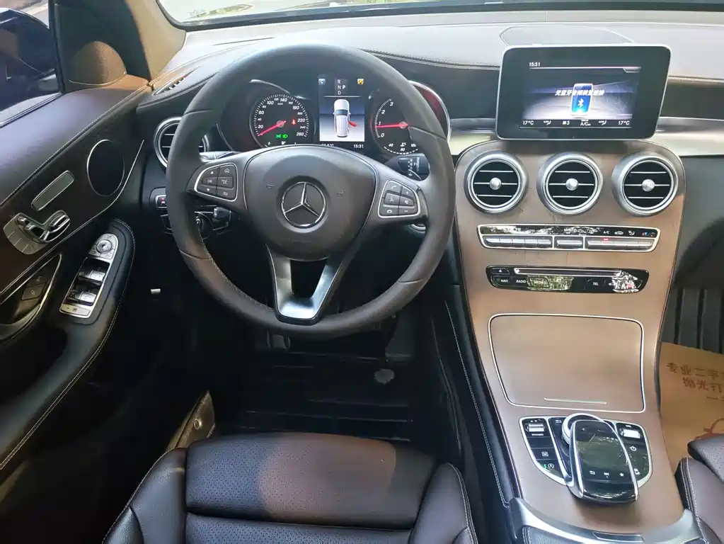 Mercedes-Benz GLC — миниатюра 16