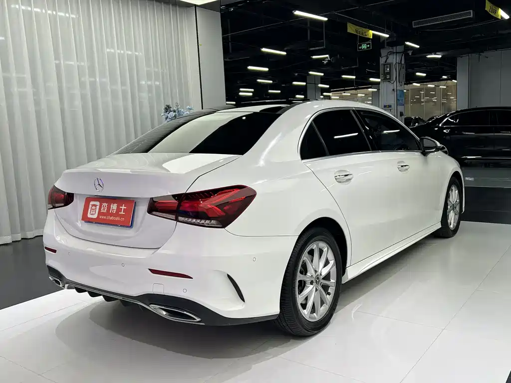 Mercedes-Benz A-Class — миниатюра 9