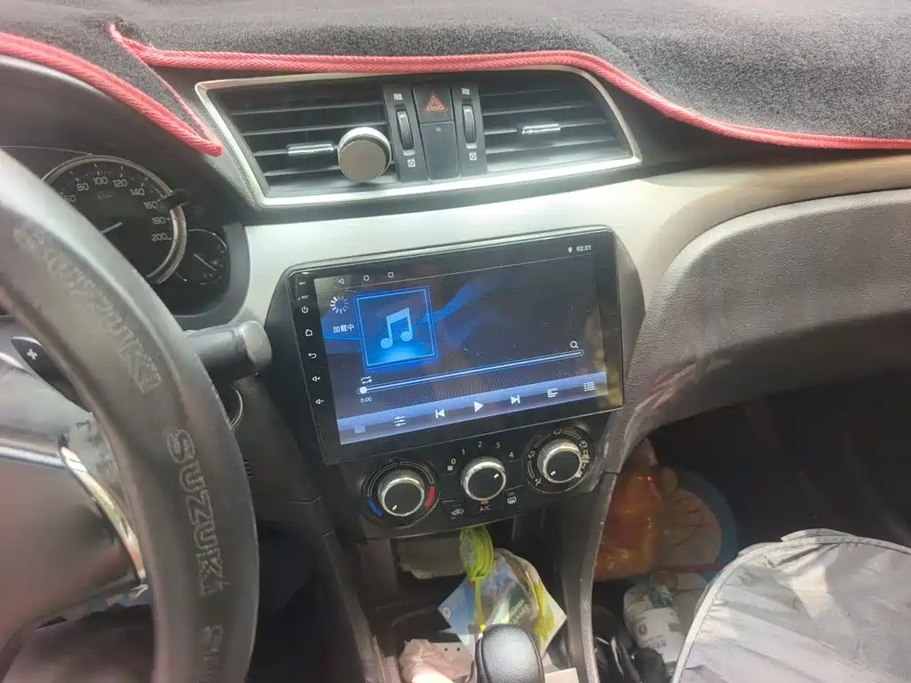 Suzuki Alivio — миниатюра 9