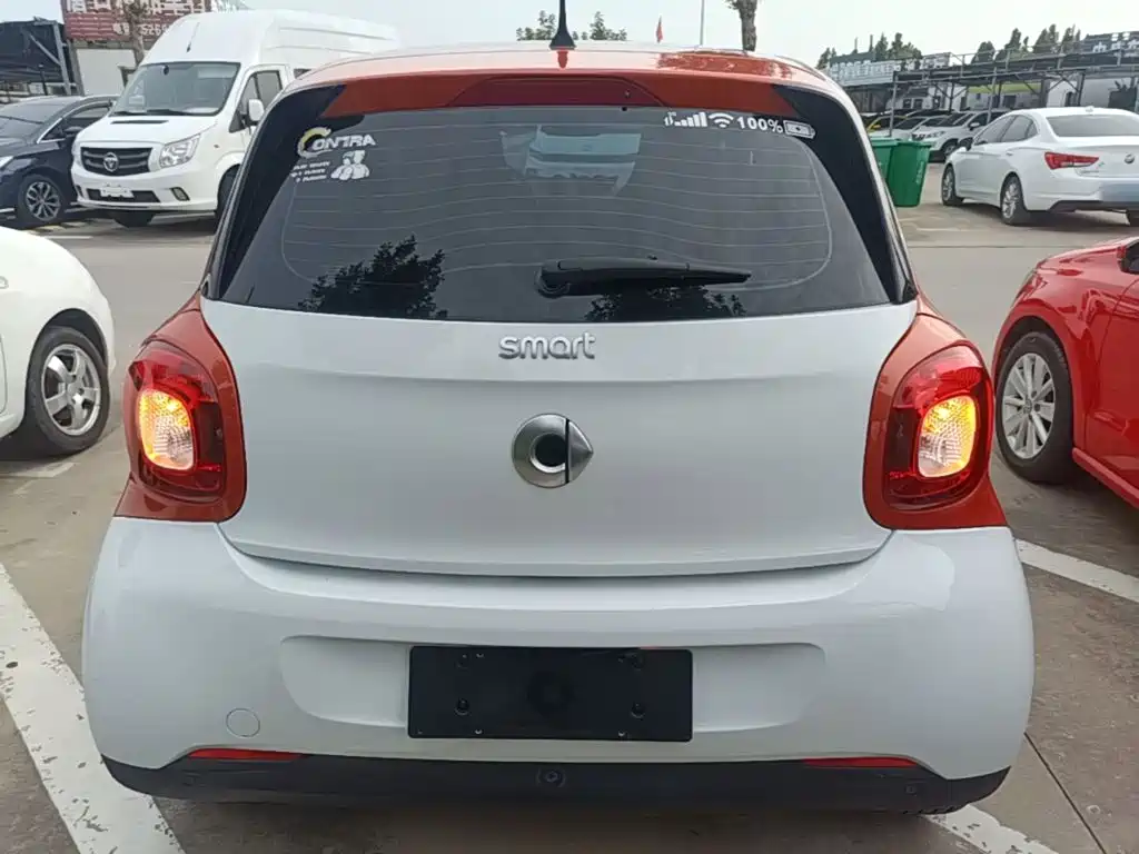 smart Smart Forfour — миниатюра 6