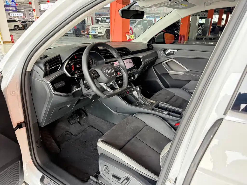 Audi Q3 2022 35 TFSI Fashion