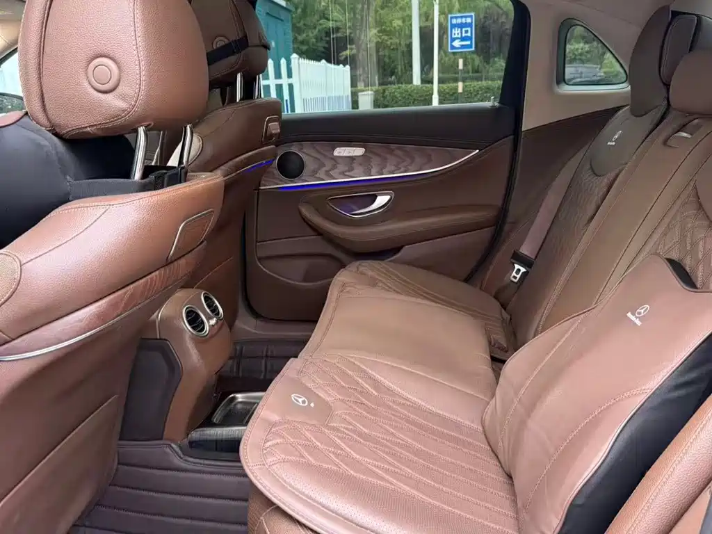 Mercedes-Benz E-Class — миниатюра 4