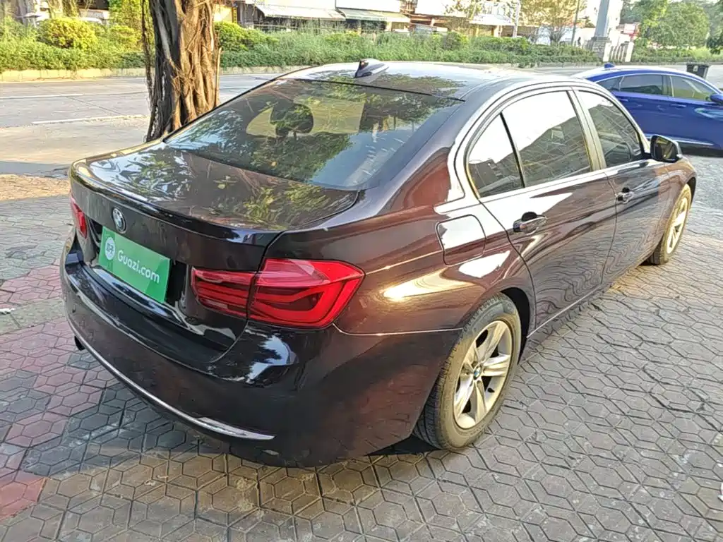 BMW 3 Series — миниатюра 7