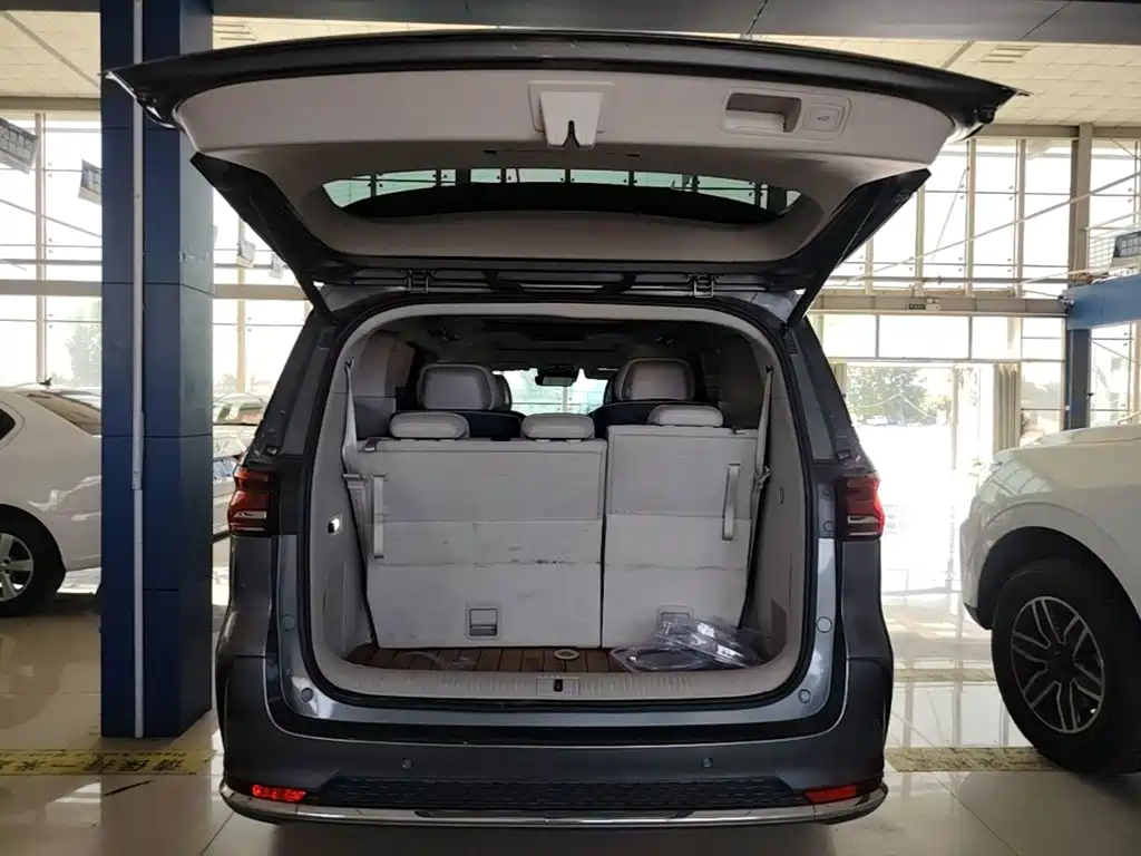 Roewe iMAX8 — миниатюра 19