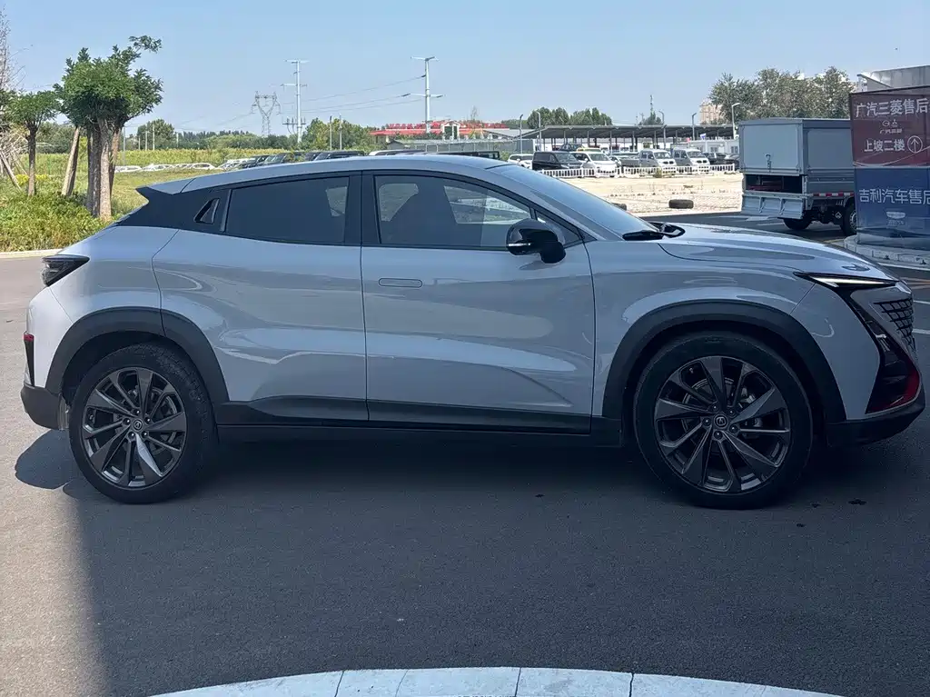 Changan UNI-T — миниатюра 3