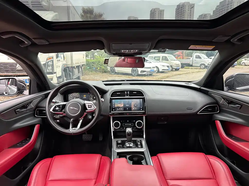 Jaguar XEL — миниатюра 4