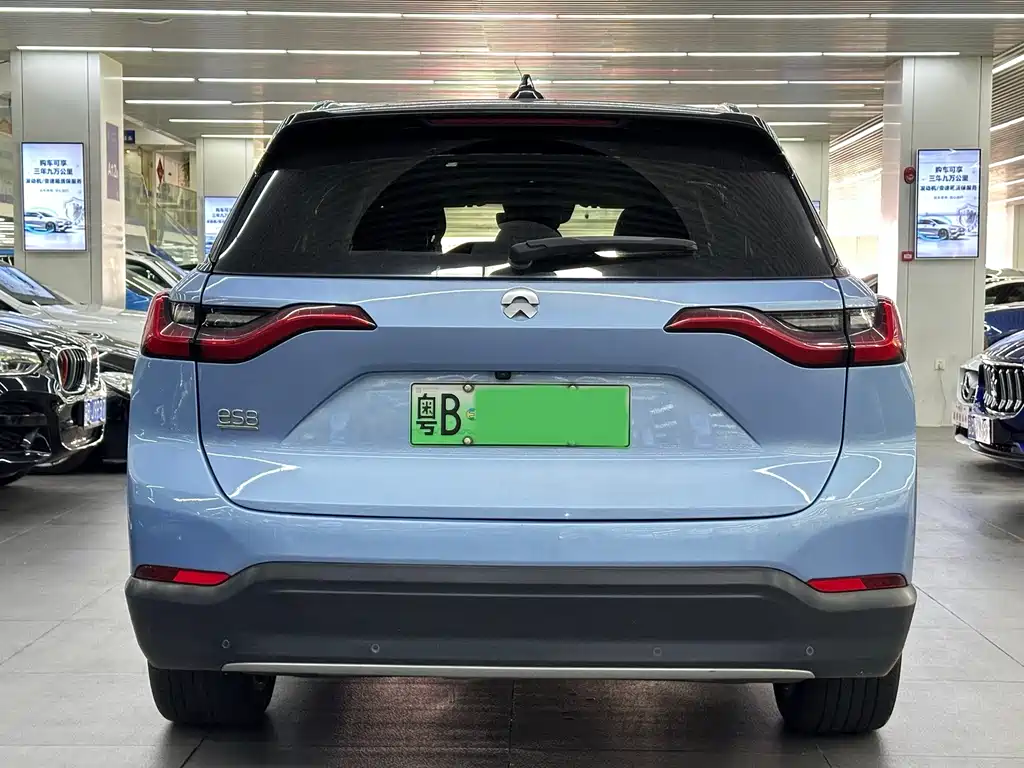 NIO ES8 — миниатюра 13