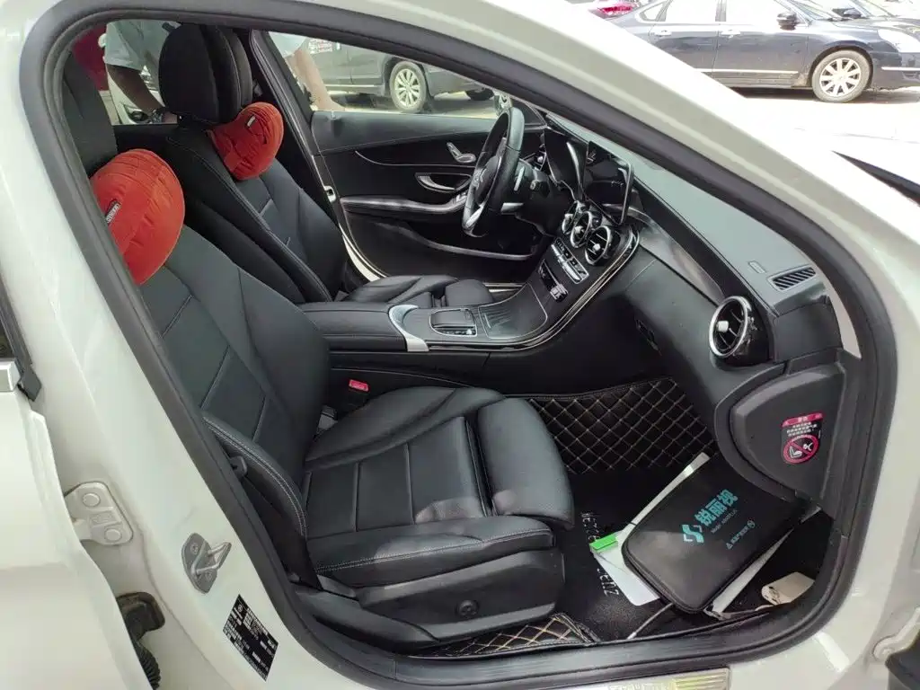 Mercedes-Benz C-Class — миниатюра 20