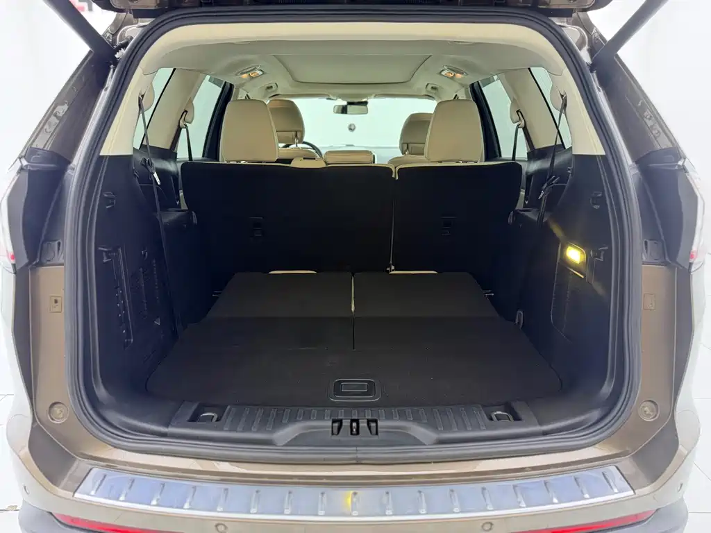 Ford Edge — миниатюра 23